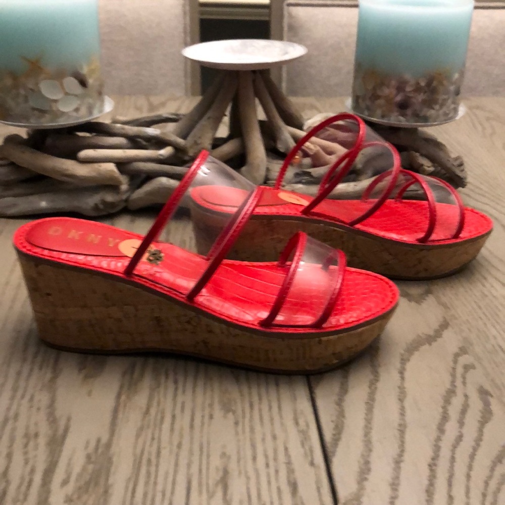 Sandals - Picture 2 of 4